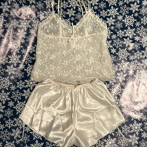 NWOT Vintage “Cinema Etoile” 2 piece Lingerie Set - Picture 4 of 13